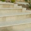 Travertin Stufenplatten im Farbton Vanilla (beige)